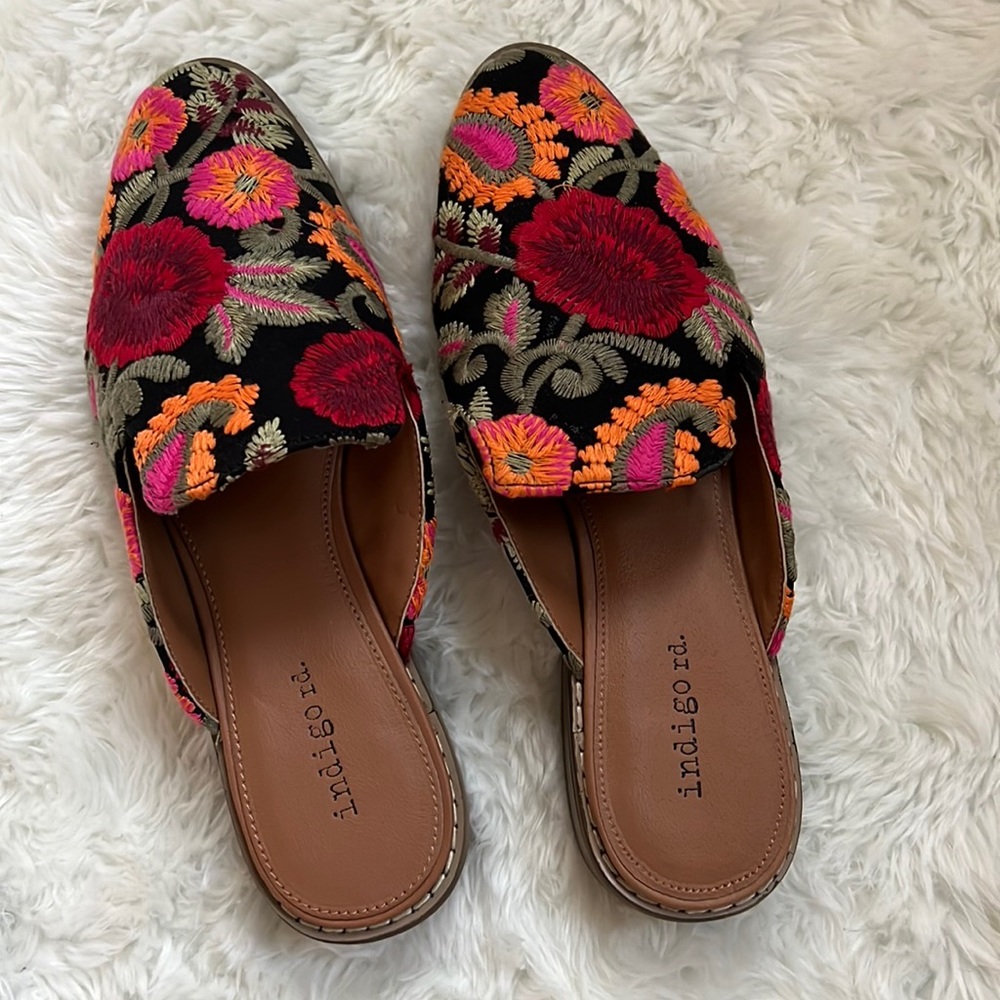 Floral Embroidered Mules